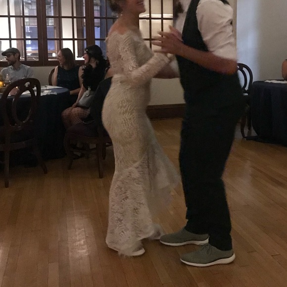 Vici white lace dress - Picture 5 of 5